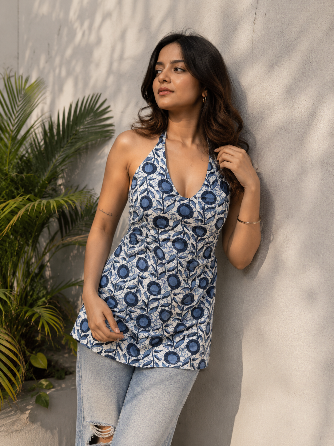 Women's Blue Floral Printed Cotton Blend Halter Neck Top | TT007