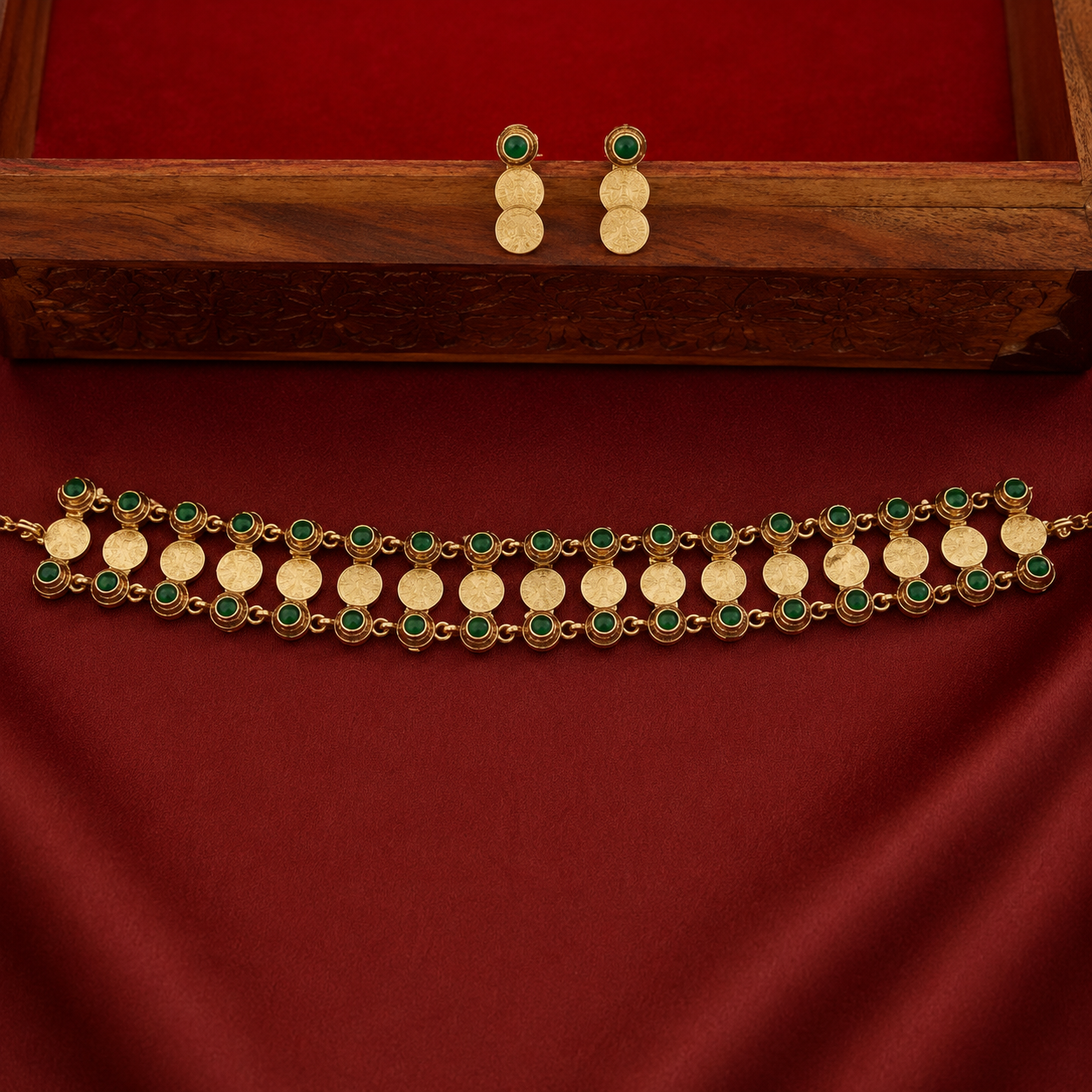 Women's Gold-Plated Green Kundan Coin Choker Set with Earrings | TT040